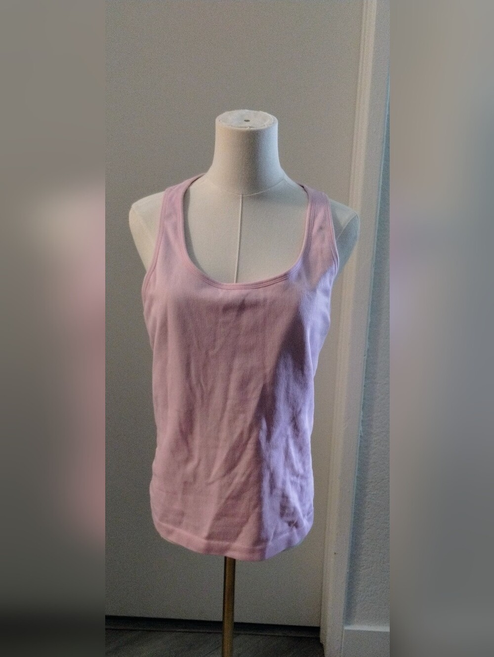 Love Sports Women’s Scoop Neck Tank Top - Light Pink